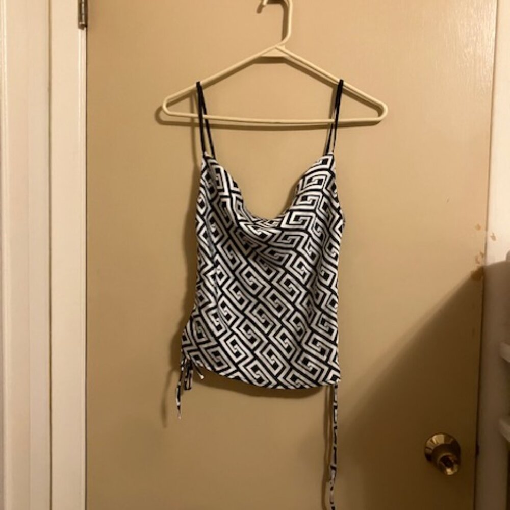 Cool Black and White Geometric Tank Top - Picture 4 of 4
